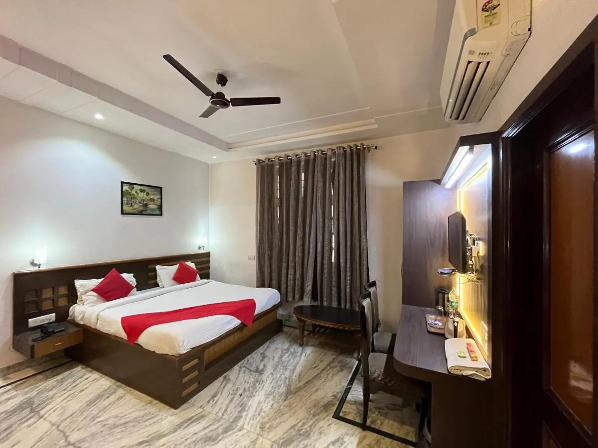 Hotel Marc Royal Agra   Agra (Uttar Pradesh)