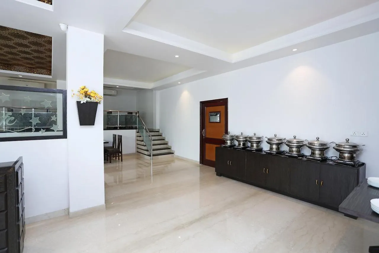 Hotel Marc Royal Agra