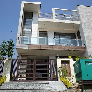 Bed & Breakfast 21 Agra