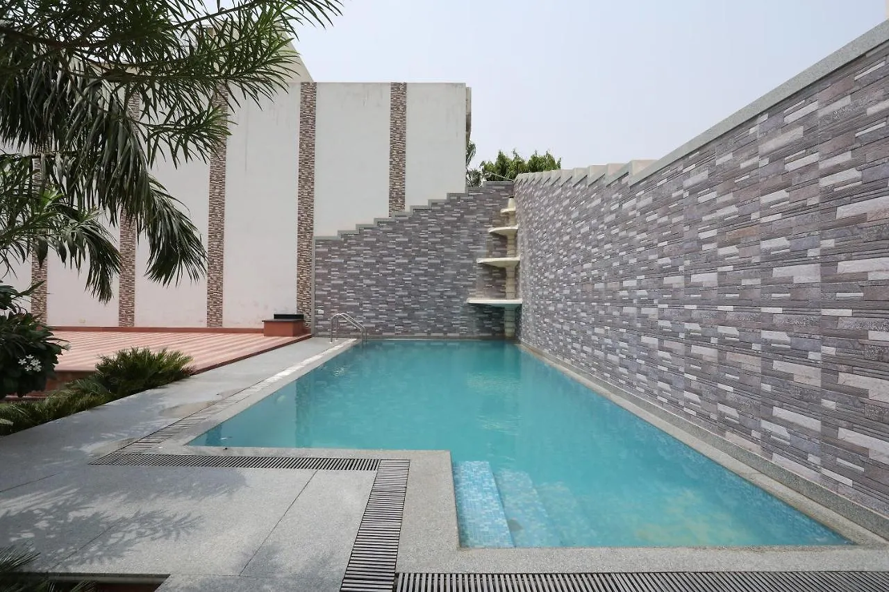 Hotel Marc Royal Agra
