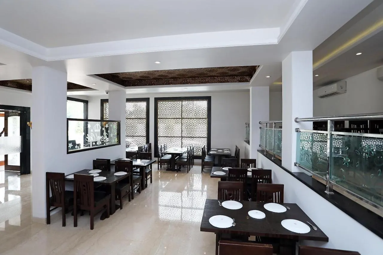 Hotel Marc Royal 阿格拉